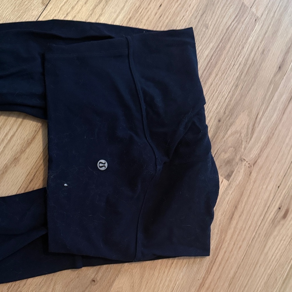 Dark blue size 2 lulu-lemon leggings